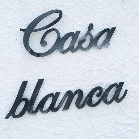 Casa Blanca *